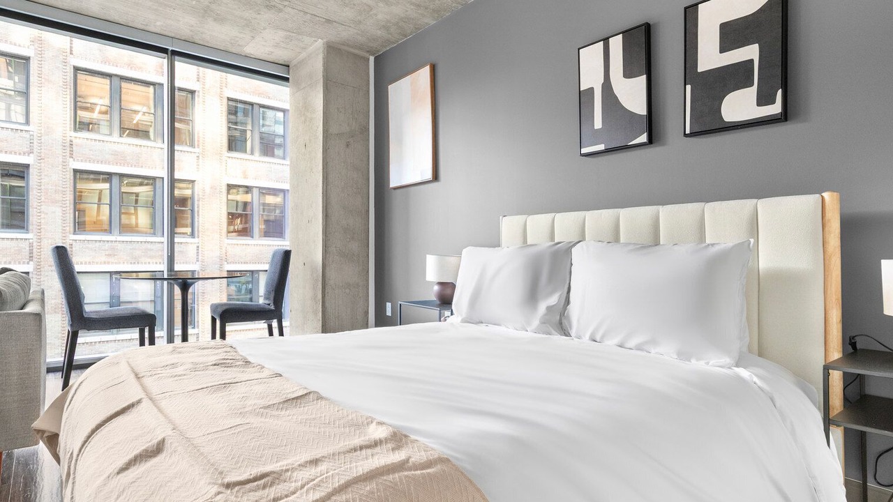 Photo of Bedroom in West Loop Gate