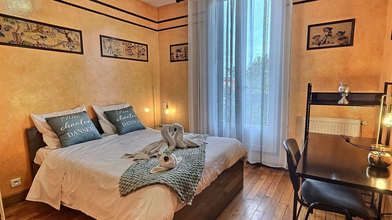 Photo of Bedroom in Noisy-le-Grand