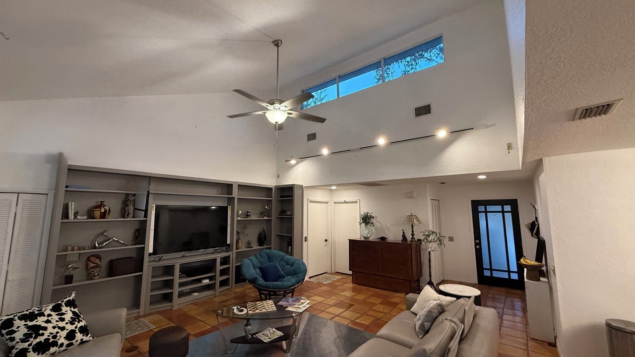 Photo of Livingroom in Lakeland