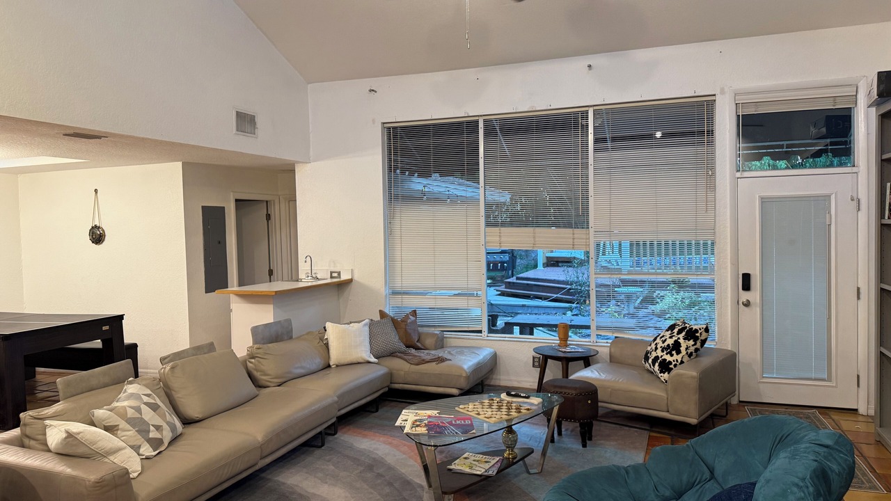 Photo of Livingroom in Lakeland