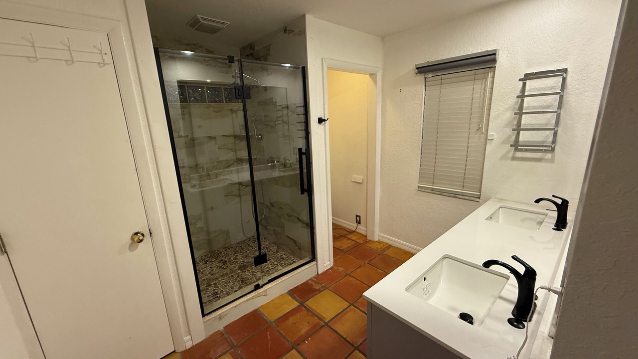 Photo of Bathroom in Lakeland