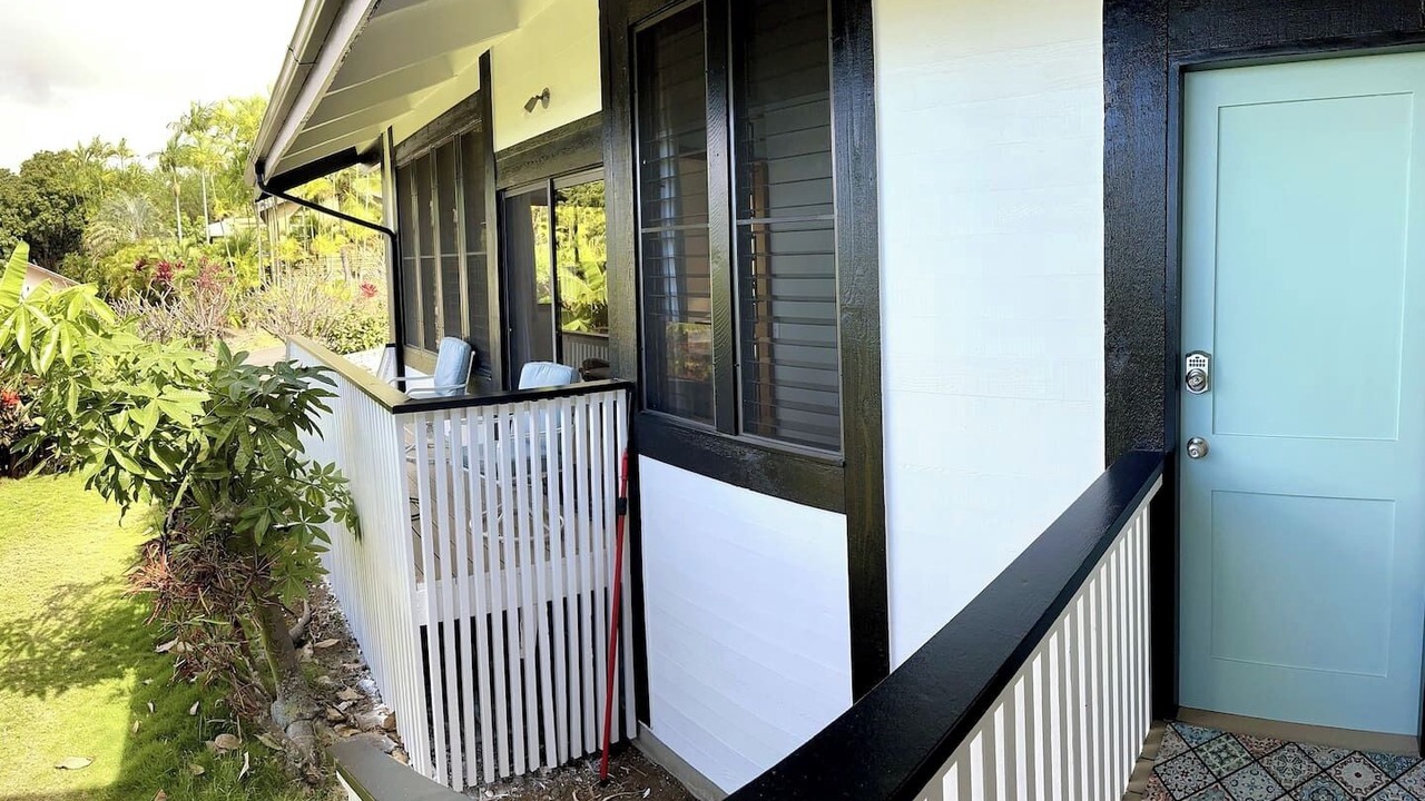 Photo of Outdoor in Kahaluu Bay