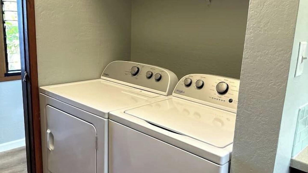 Photo of Others in Kahaluu Bay