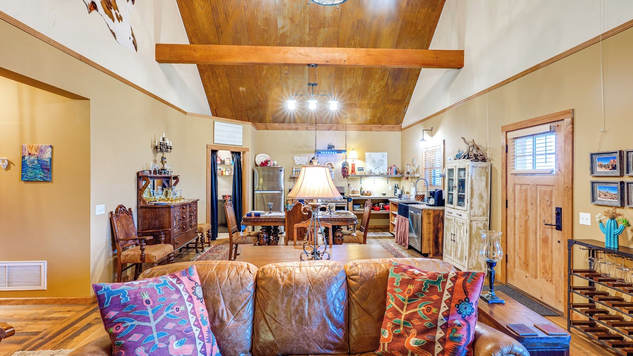 Photo of Livingroom in Shining Mountains