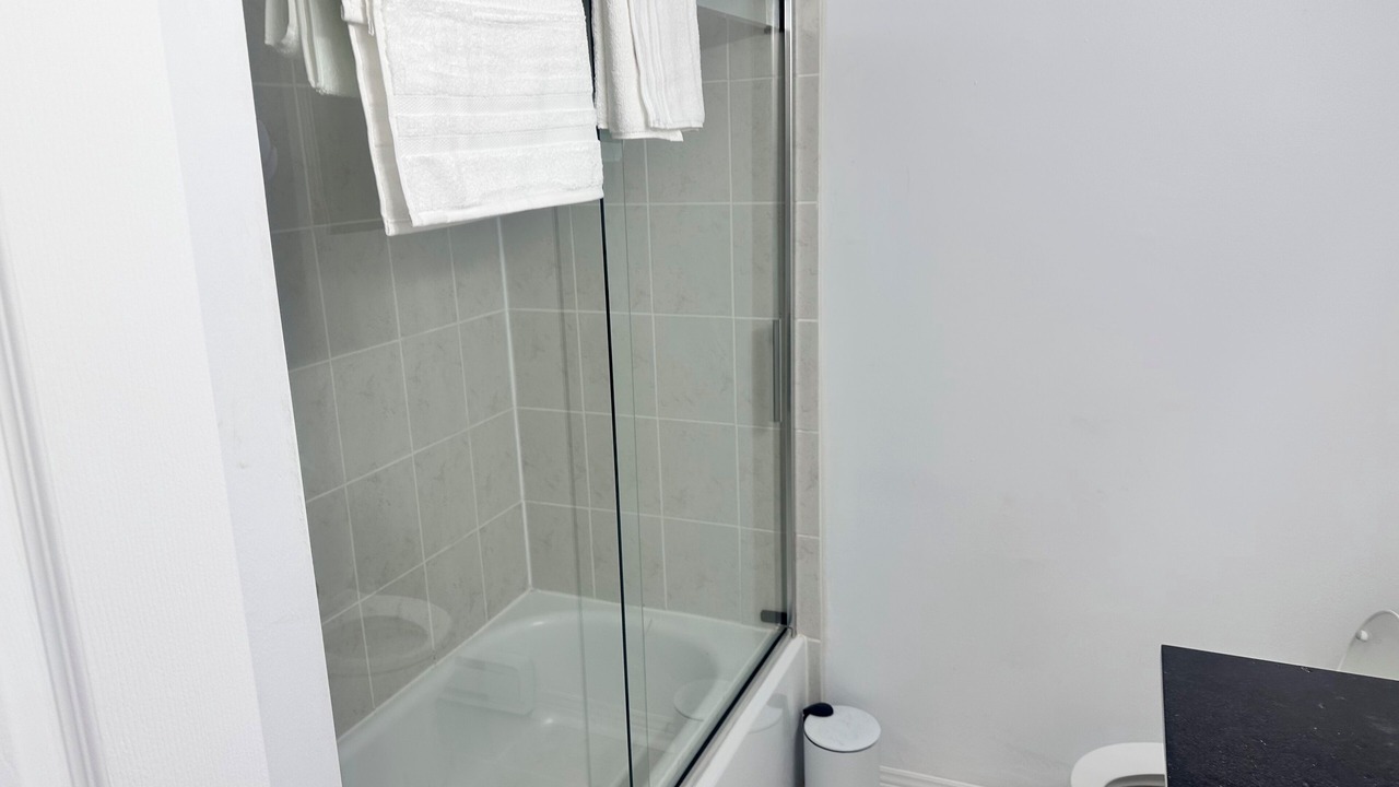 Photo of Bathroom in Laval