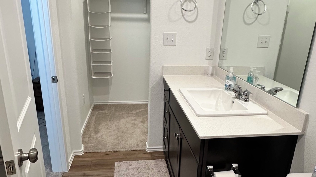 Photo of Bathroom in Lockhart