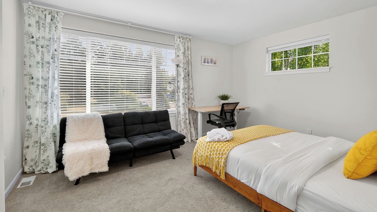 Photo of Bedroom in Edmonds