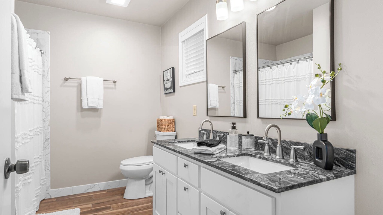 Photo of Bathroom in Fort Smith