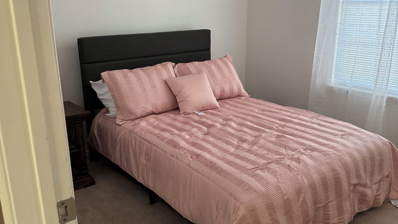 Photo of Bedroom in Alamogordo