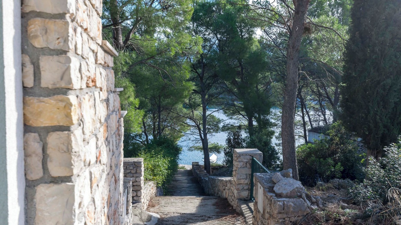 Photo of Outdoor in Cove Osibova (Milna)