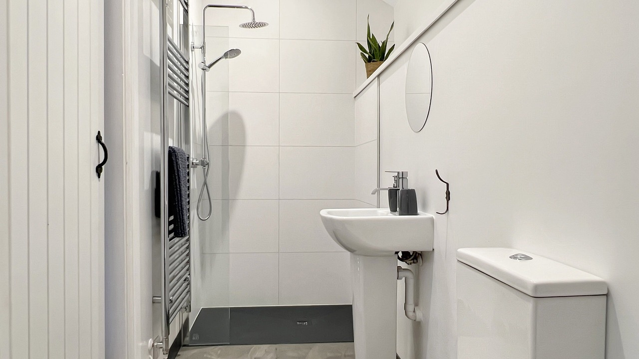 Photo of Bathroom in Watchet