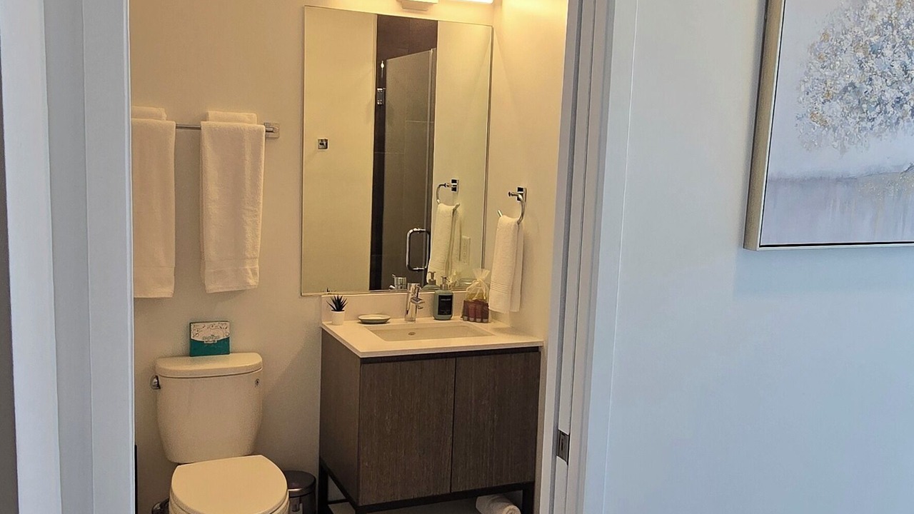 Photo of Bathroom in Music Row