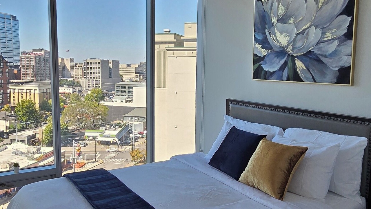 Photo of Bedroom in Music Row