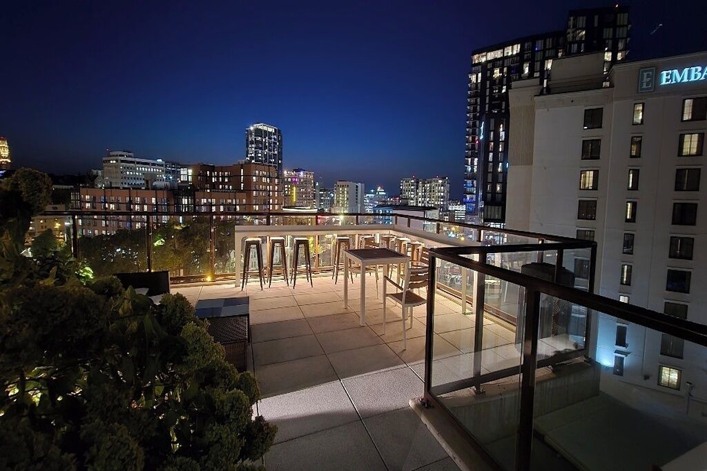 Photo of Patio Balcony in Music Row