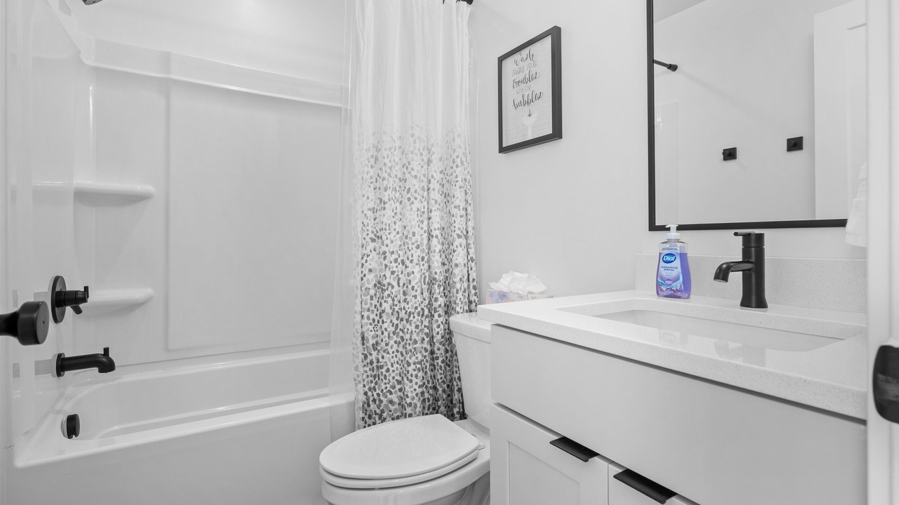 Photo of Bathroom in Mountain Green