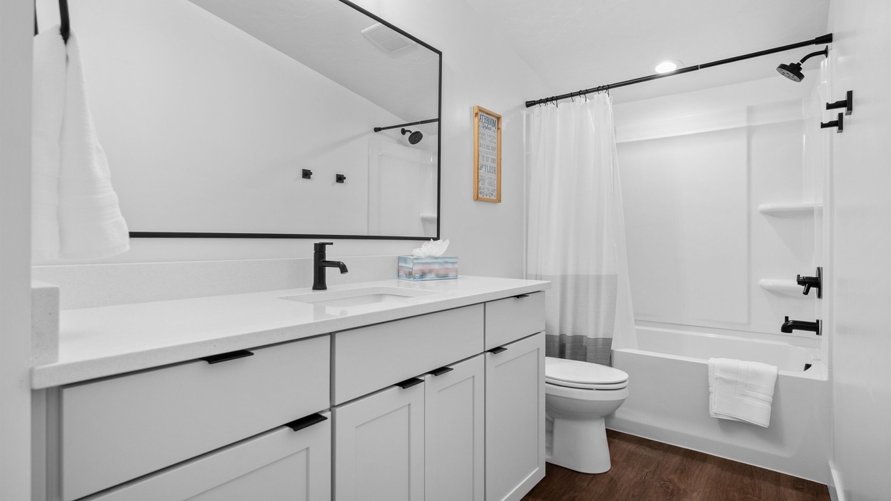 Photo of Bathroom in Mountain Green
