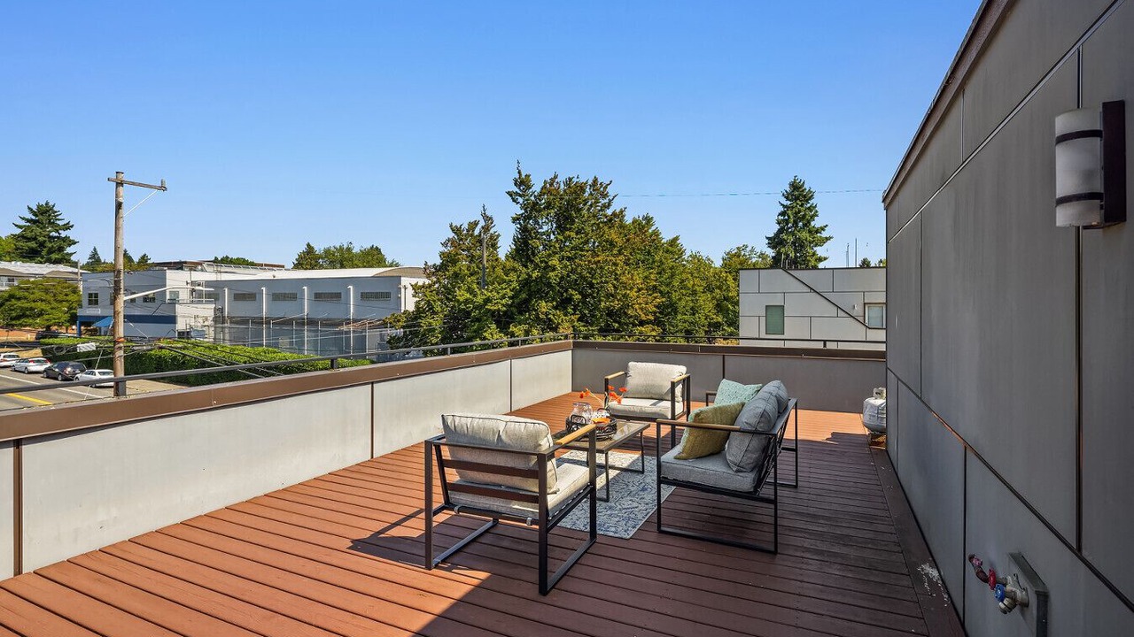 Photo of Patio Balcony in Ballard