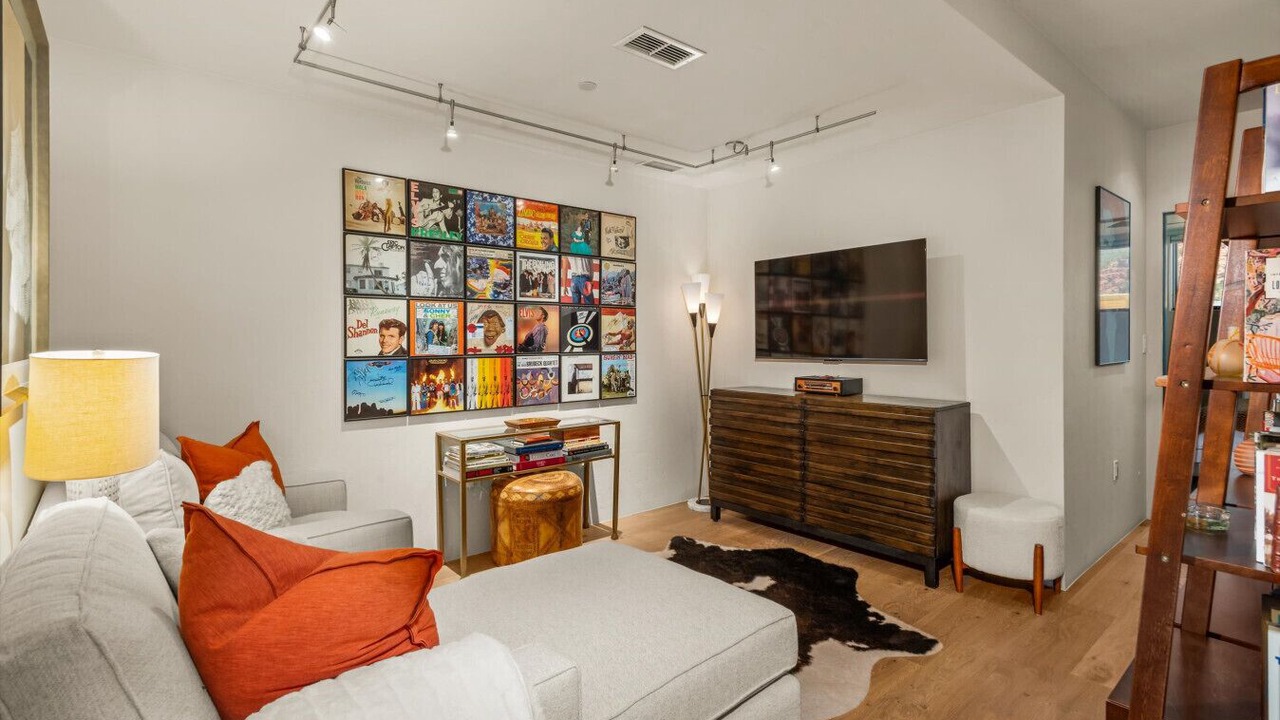 Photo of Others in Dolores Lofts