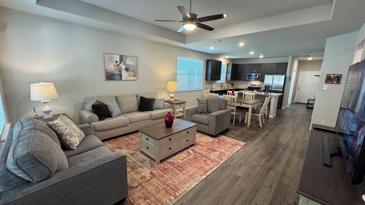 Photo of Livingroom in College Station