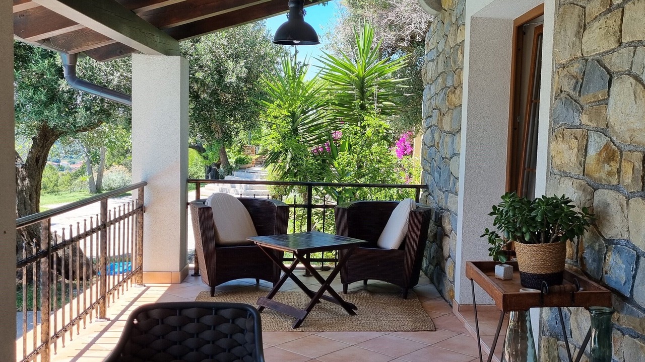 Photo of Patio Balcony in Palit