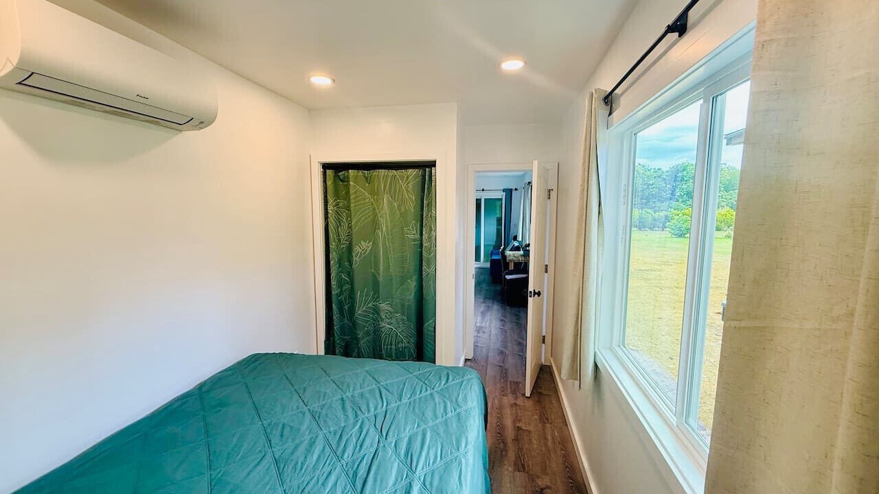 Photo of Bedroom in Mokuleia