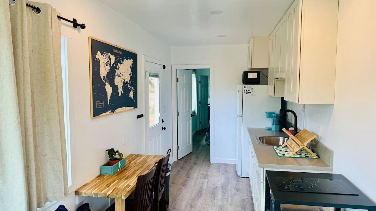 Photo of Kitchen in Mokuleia