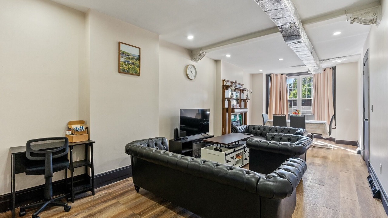 Photo of Livingroom in Troy