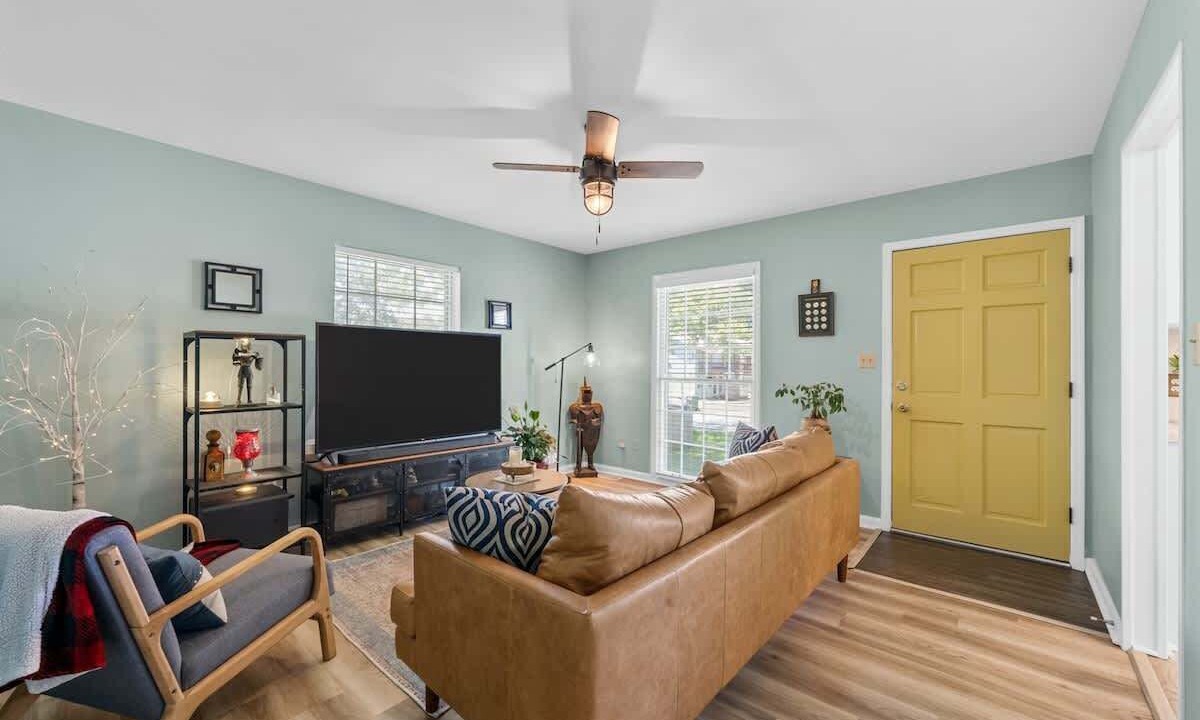 Photo of Livingroom in Hopkinsville