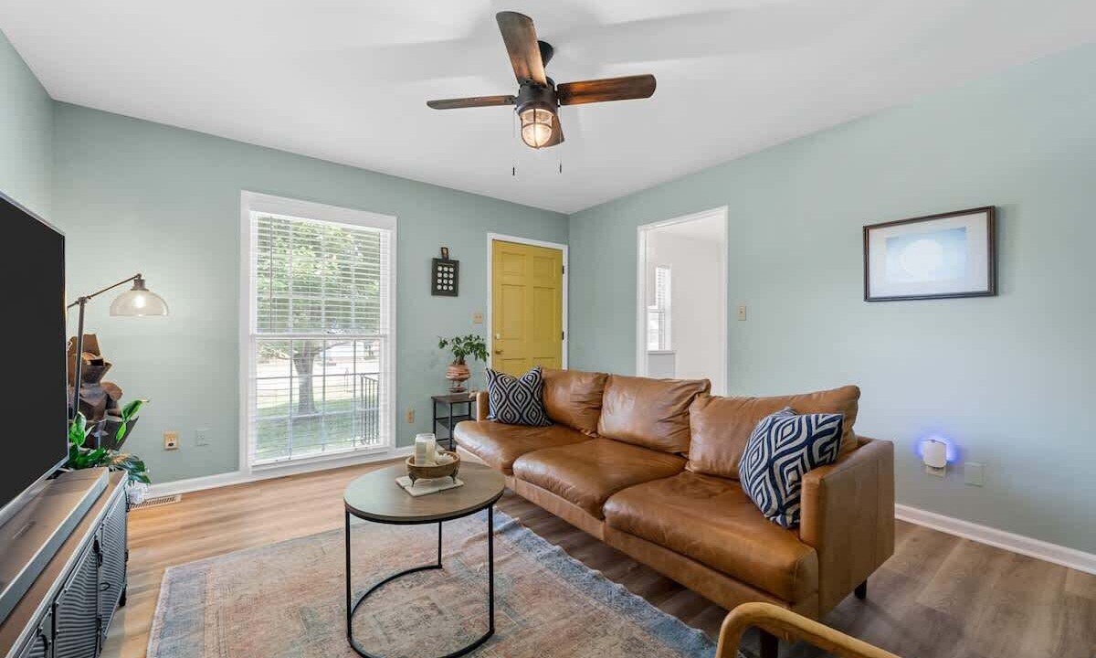 Photo of Livingroom in Hopkinsville