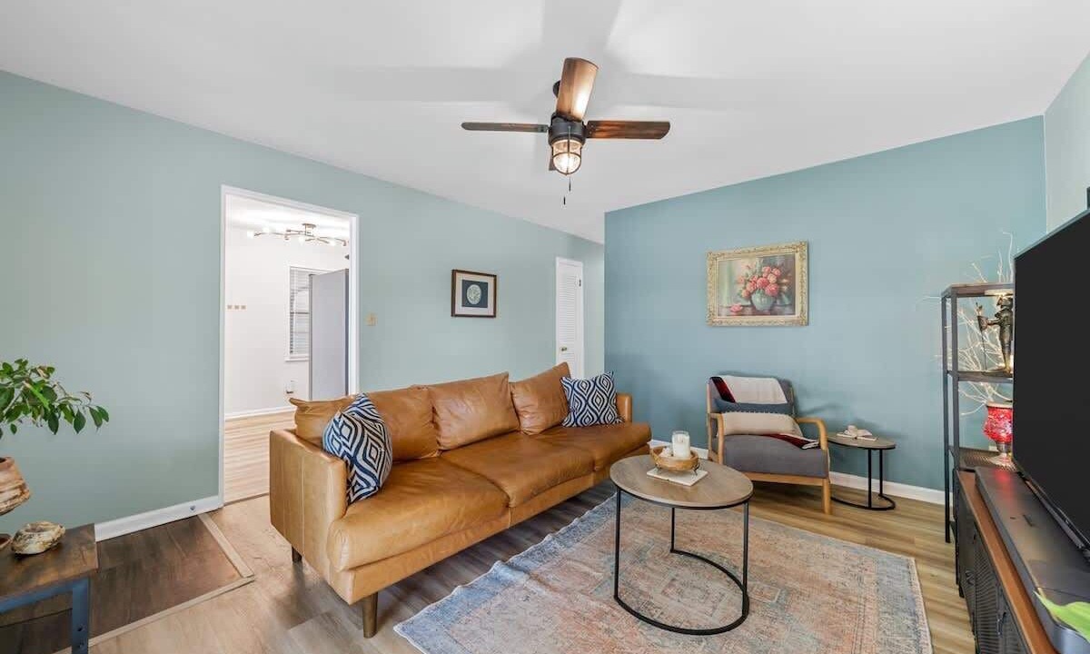 Photo of Livingroom in Hopkinsville