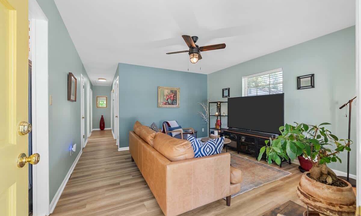 Photo of Livingroom in Hopkinsville