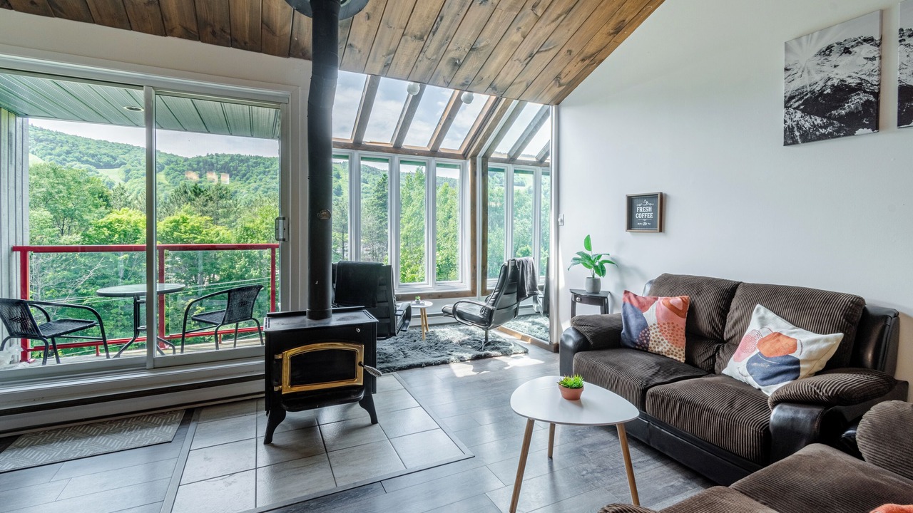 Photo of Livingroom in Stoneham