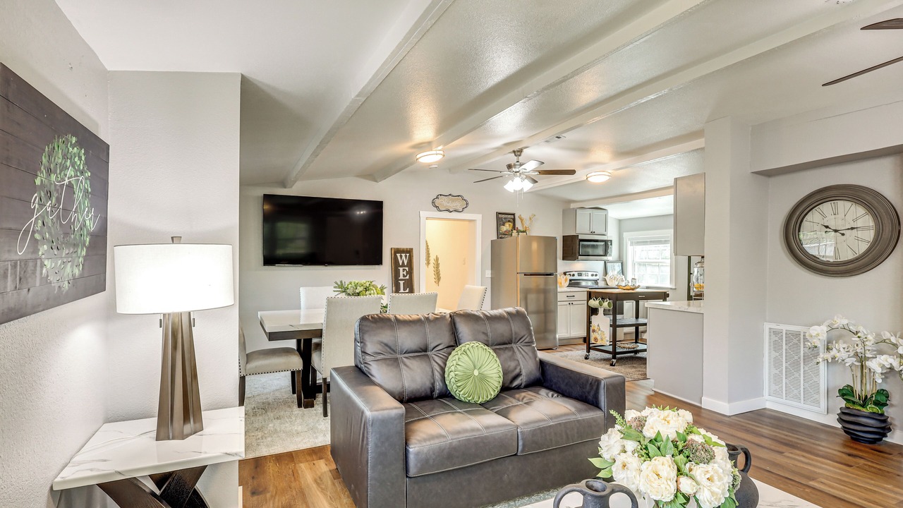 Photo of Livingroom in Waco