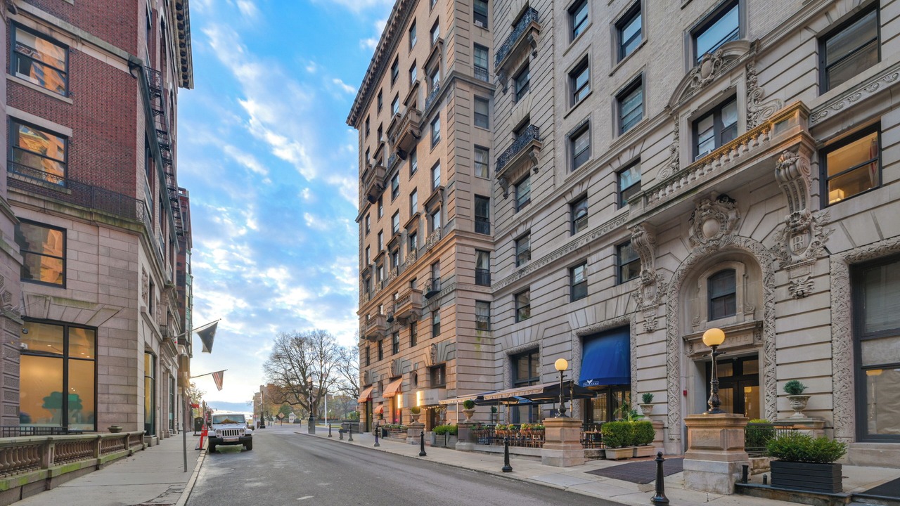 Photo of Outdoor in Beacon Hill