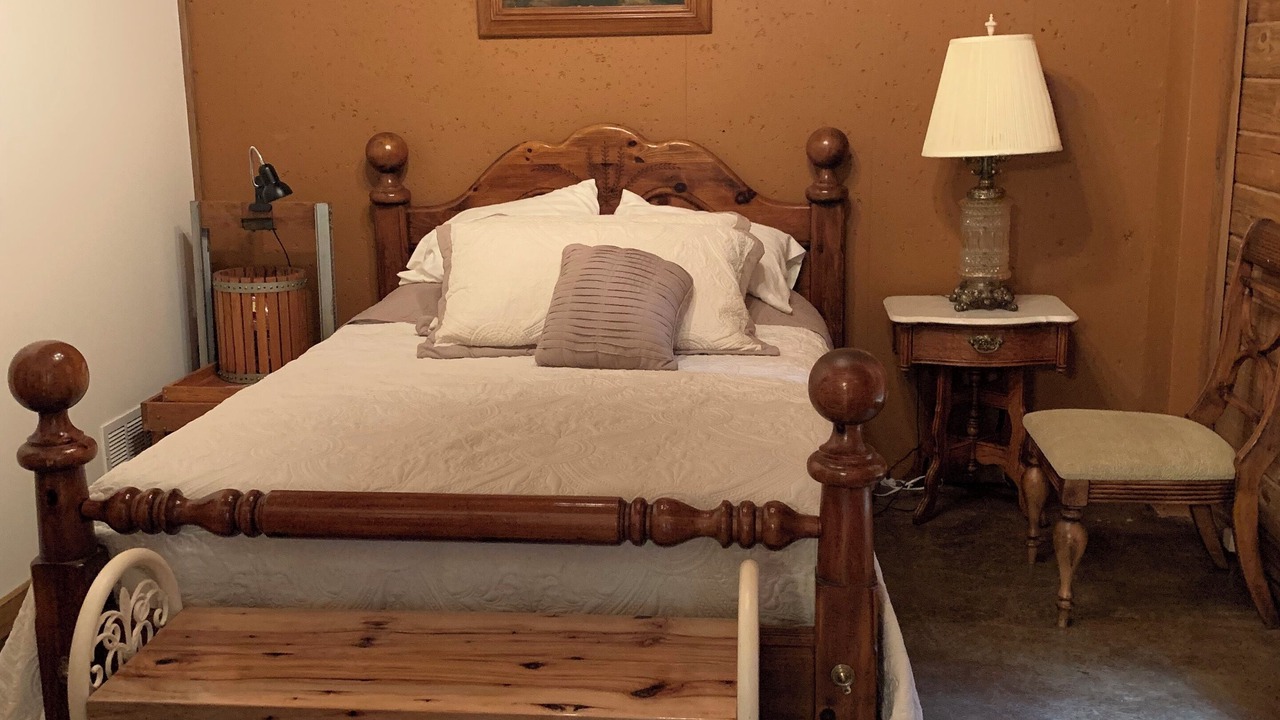 Photo of Bedroom in Wedowee