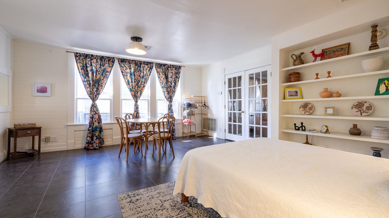 Photo of Bedroom in Heritage