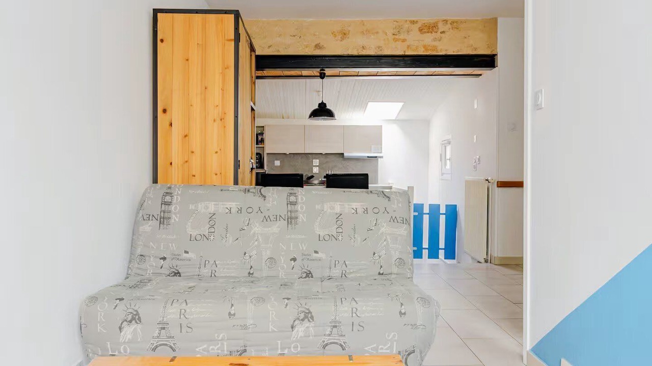 Photo of Livingroom in Saint-Laurent-sur-Sevre