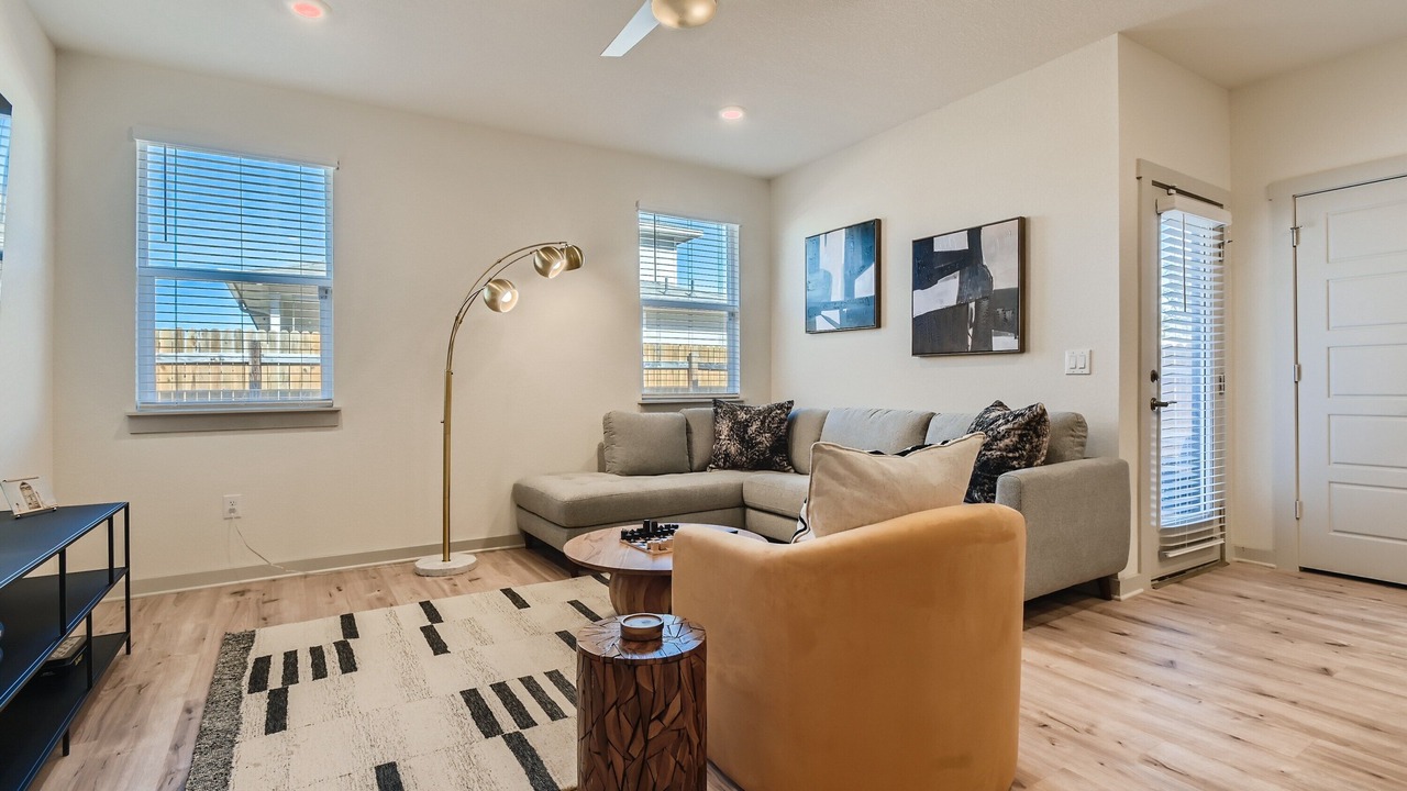 Photo of Livingroom in Leander