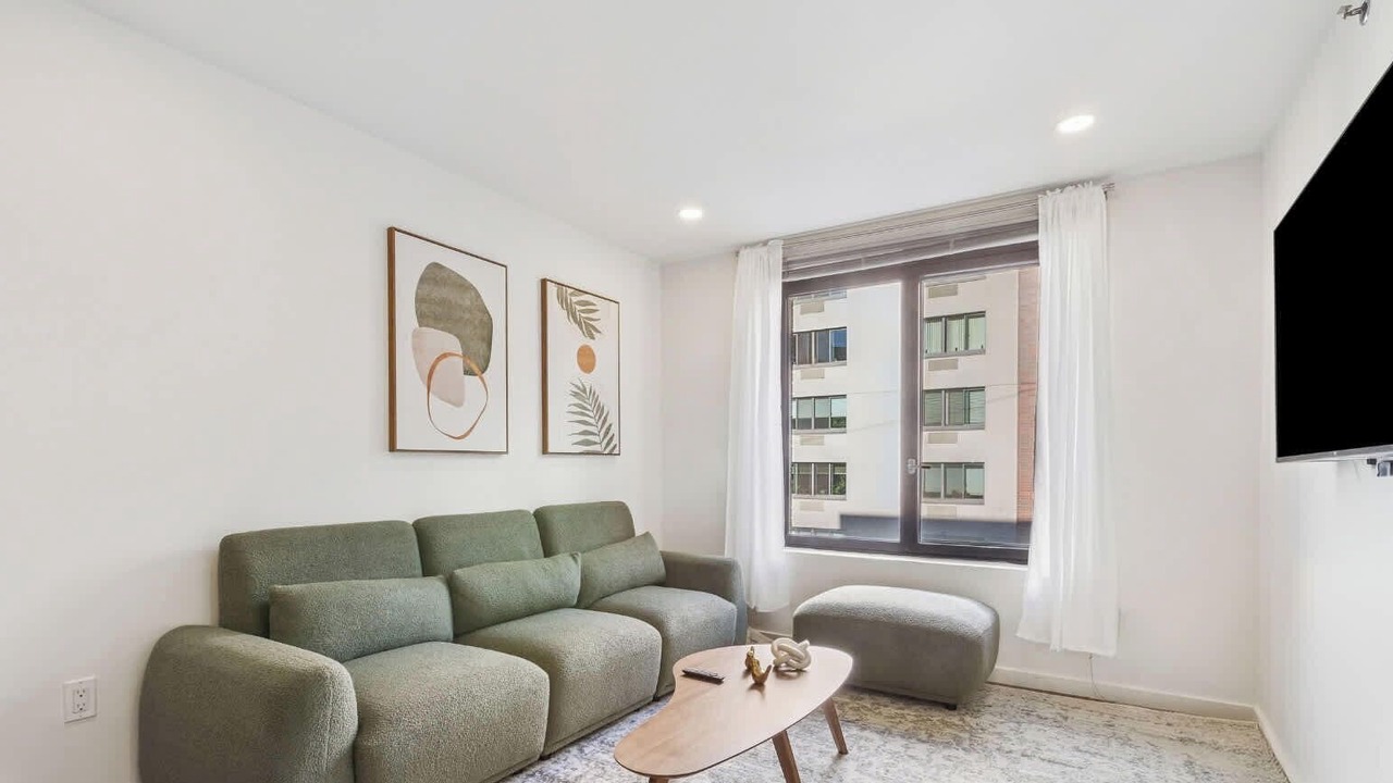 Photo of Livingroom in East Harlem