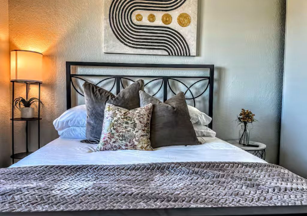 Photo of Bedroom in Escondido