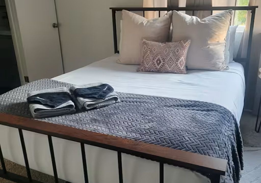 Photo of Bedroom in Escondido