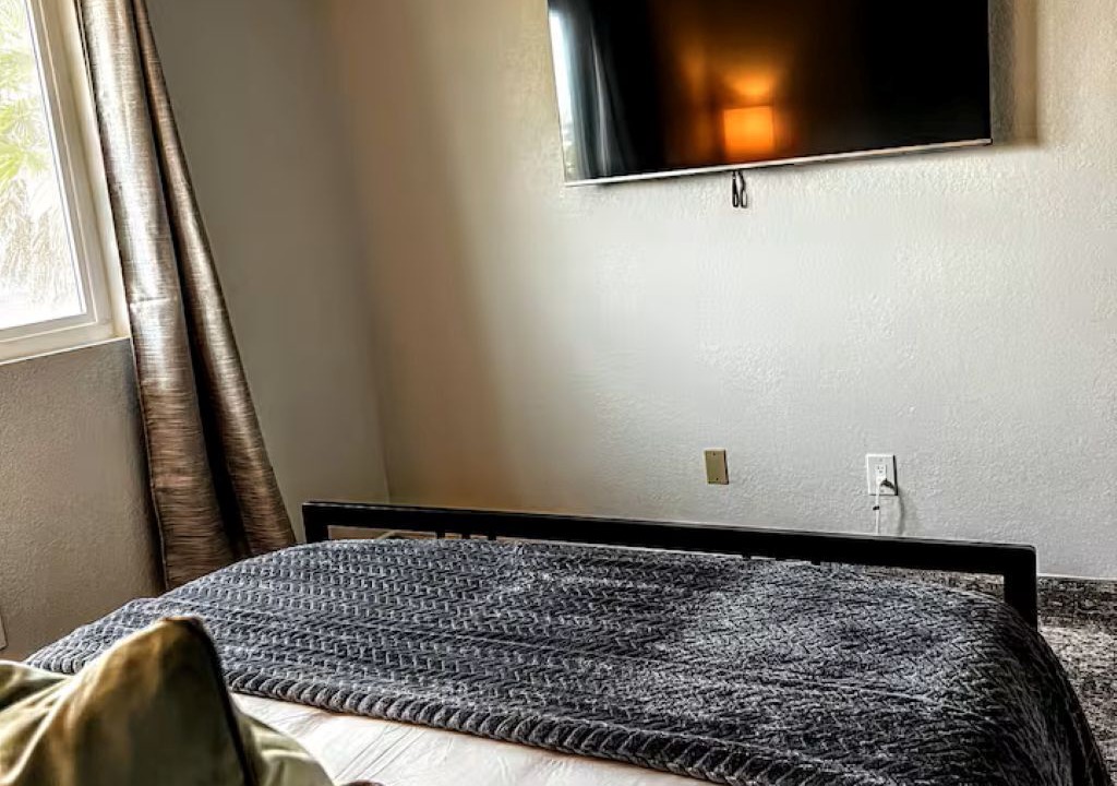 Photo of Bedroom in Escondido
