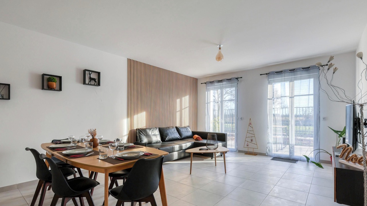 Photo of Others in Serris