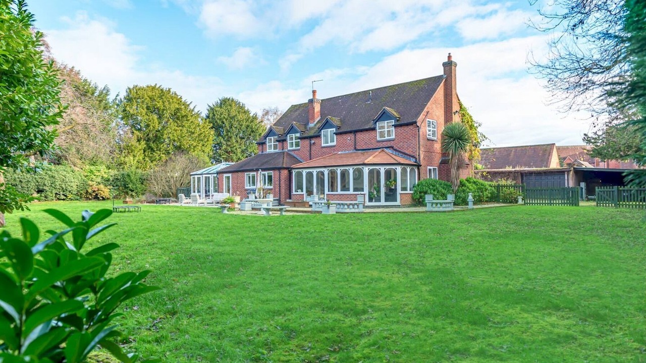 Photo of Outdoor in Muxton