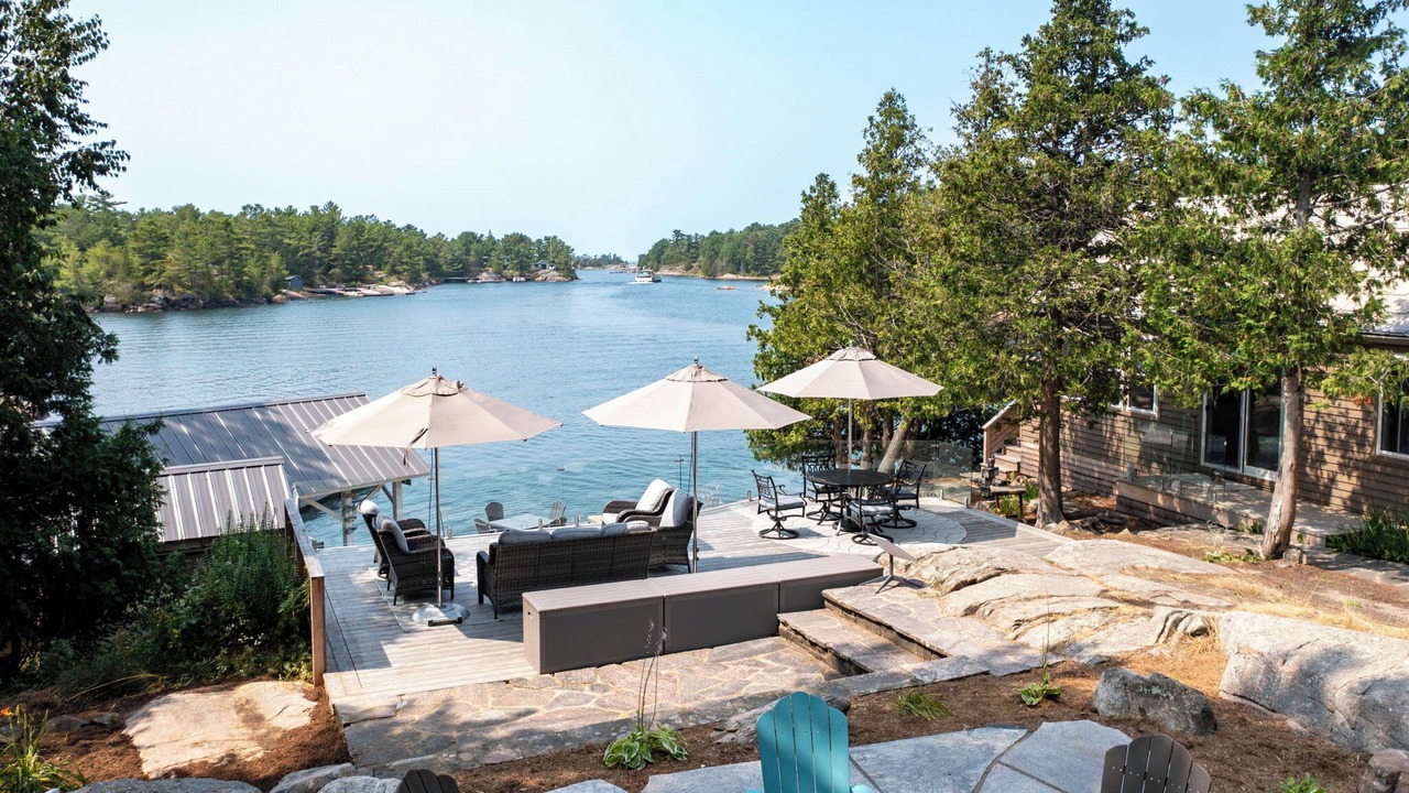 Photo of Patio Balcony in The Archipelago