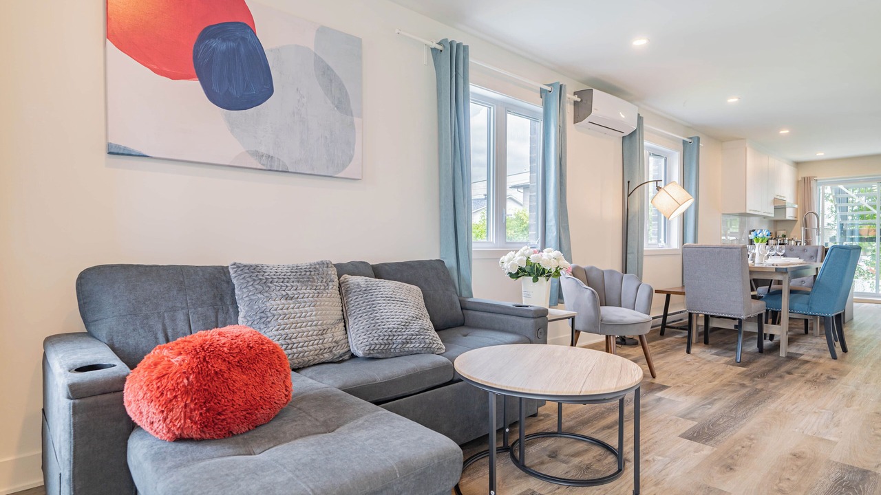 Photo of Livingroom in Lafleche