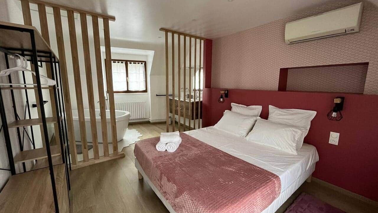 Photo of Bedroom in Noyers-sur-Cher