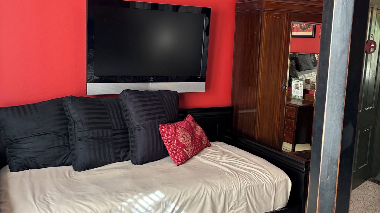 Photo of Bedroom in Nacogdoches