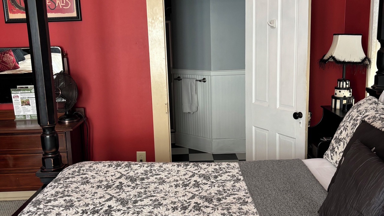 Photo of Bedroom in Nacogdoches