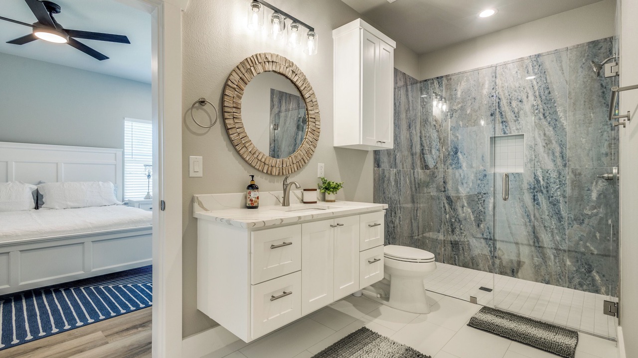 Photo of Bathroom in Lake Dallas